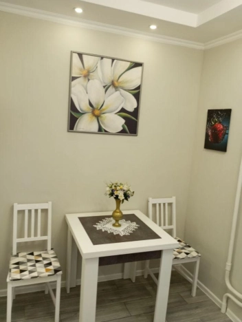 Купить двухкомнатную квартиру у метро Чкаловская в Москве. Вариант № 10779533, 10, площадь - квм, цена 13000000 рублей