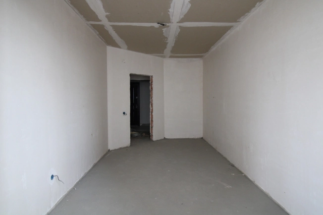 Купить однокомнатную квартиру на улице Ратной Славы в Краснодаре. Вариант № 45953, 4, площадь - квм, цена 2450000 рублей