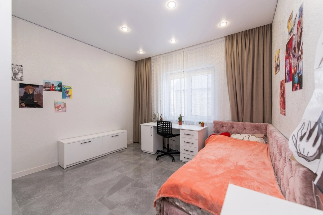 Купить дом в Челябинской области. Вариант № 21016, 10, площадь -  квм, цена 9000000 рублей