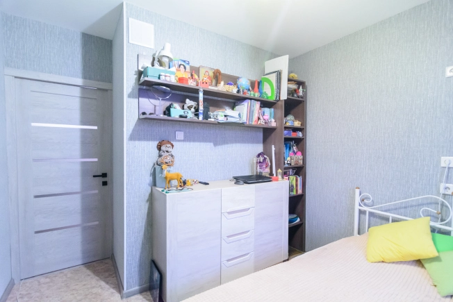 Купить однокомнатную квартиру на улице проезд Алексея Афанасьева в Петрозаводске. Вариант № 14829, 7, площадь -  квм, цена 4999000 рублей