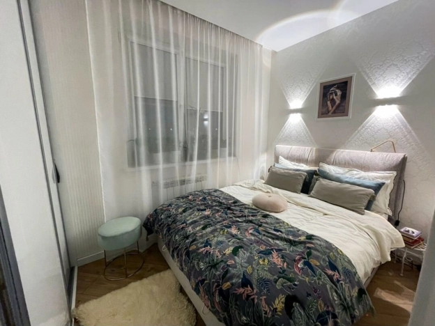 Купить квартиру в Москве. Вариант № 8808060, 3, площадь -  квм, цена 18000000 рублей