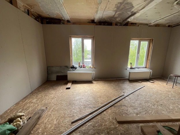 Купить трехкомнатную квартиру на улице Больничный Городок в Владимирской области. Вариант № 42052, 4, площадь -  квм, цена 900000 рублей