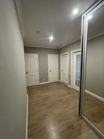 Купить квартиру в районе Западное Дегунино в Москве. Вариант № 7485682, 13, площадь -  квм, цена 31500000 рублей