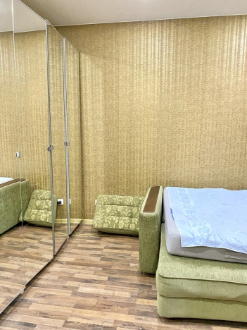 Купить квартиру в Москве. Вариант № 3066744, 20, площадь -  квм, цена 14700000.0000 рублей