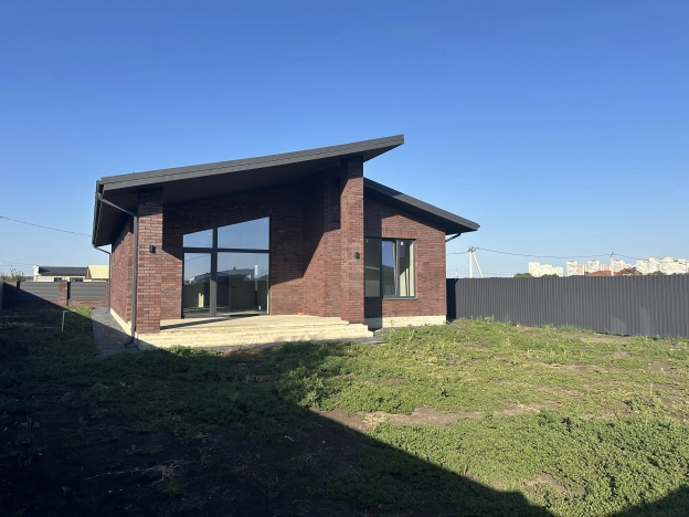 Купить дом на улице 1-й Становой проезд в Краснодаре. Вариант № 46979, 7, площадь -  квм, цена 14990000 рублей