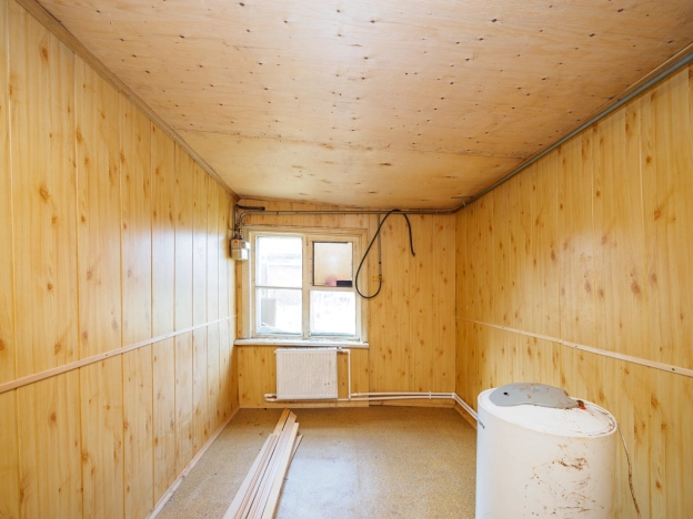 Купить дом в Микрорайоне Порт-Артур в Омске. Вариант № 5330636, 7, площадь -  квм, цена 3000000 рублей