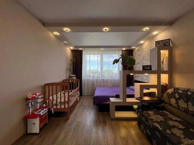 Купить двухкомнатную квартиру на улице Виктора Гакуна в Калининграде. Вариант № 2552915, 7, площадь -  квм, цена 7000000 рублей