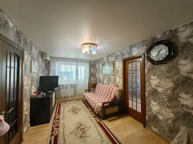 Купить двухкомнатную квартиру в Новороссийске. Вариант № 40620, 0, площадь -  квм, цена 6550000 рублей