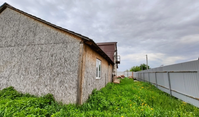 Купить дом на улице Набережная в Тюменской области. Вариант № 20532, 2, площадь -  квм, цена 3900000 рублей