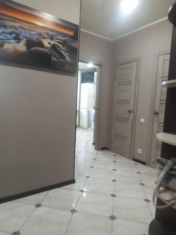 Купить двухкомнатную квартиру на улице Школьная в Калужской области. Вариант № 21684, 7, площадь -  квм, цена 5850000 рублей