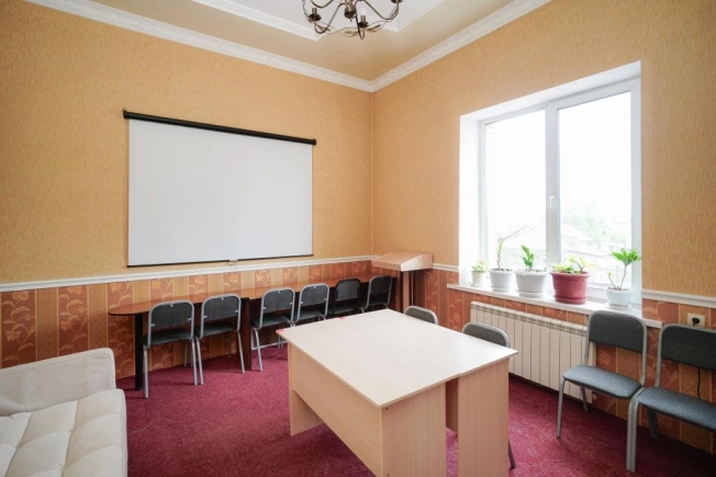 Купить коммерческую недвижимость в Омске. Вариант № 46073, 25, площадь -  квм, цена 26000000 рублей