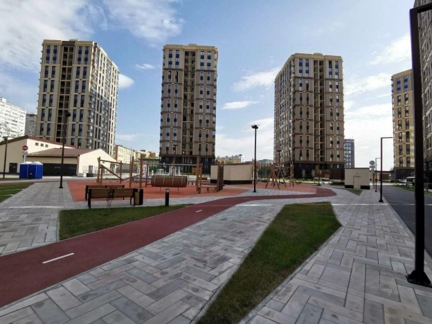 Купить квартиру в Москве. Вариант № 8162365, 32, площадь -  квм, цена 40000000 рублей