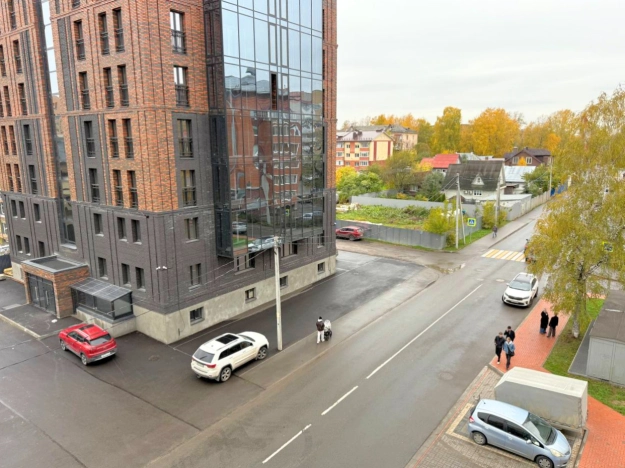 Купить квартиру в Вологодской области. Вариант № 809851, 5, площадь -  квм, цена 12000000 рублей