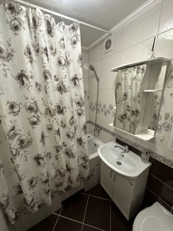 . Вариант № 8332934, 16, площадь - 43.3 квм, цена 7090000 рублей