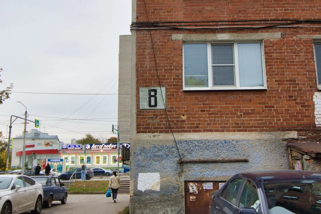 Купить квартиру на улице Усти-на-Лабе в Владимире. Вариант № 2732771, 15, площадь -  квм, цена 3200000 рублей