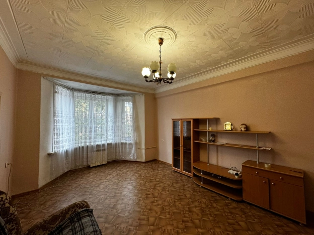 Купить трехкомнатную квартиру в Микрорайоне 29-й, Ангарск в Ангарске. Вариант № 3191368, 2, площадь -  квм, цена 4390000 рублей