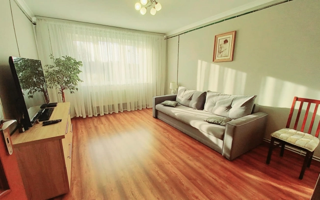 Купить двухкомнатную квартиру на вторичке на улице Центральная в Калининградской области. Вариант № 18480, 0, площадь -  квм, цена 2800000 рублей