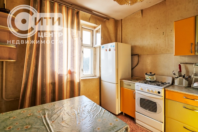 Купить двухкомнатную квартиру на улице 9 Января в Воронеже. Вариант № 25154, 18, площадь -  квм, цена 5150000 рублей