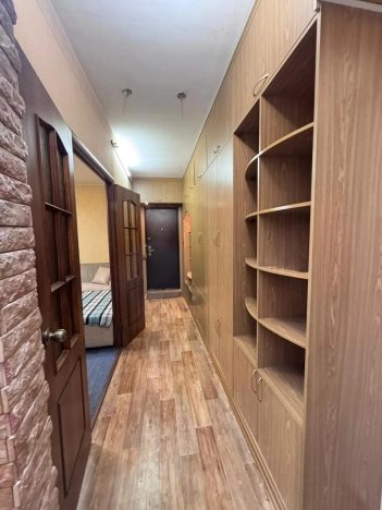 Снять квартиру у метро Площадь Маркса в Новосибирске. Вариант № 9799320, 11, площадь -  квм, цена 40000 рублей