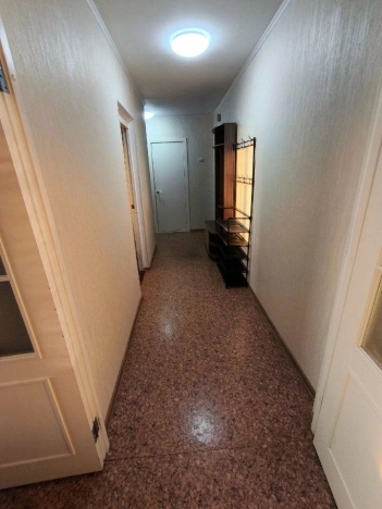 Снять квартиру у метро Площадь Маркса в Новосибирске. Вариант № 9586479, 7, площадь -  квм, цена 32000 рублей