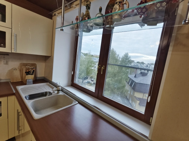 Купить четырехкомнатную квартиру в Йошкар-Оле. Вариант № 6620961, 27, площадь -  квм, цена 20000000 рублей