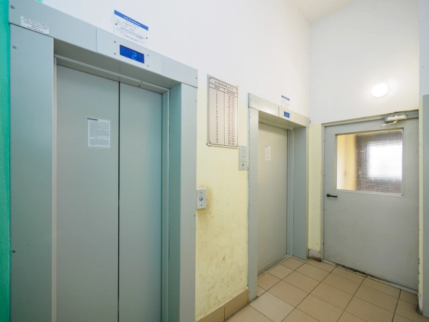 Купить однокомнатную квартиру в Омске. Вариант № 3994210, 15, площадь -  квм, цена 5999000 рублей