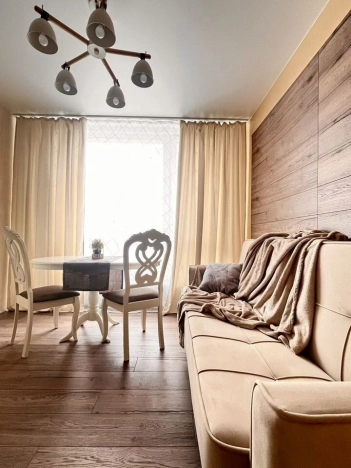 Купить двухкомнатную квартиру в Новосибирской области. Вариант № 10280042, 6, площадь -  квм, цена 8750000 рублей