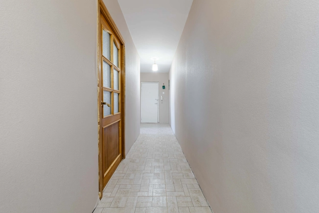 Купить трехкомнатную квартиру в Санкт-Петербурге. Вариант № 9577399, 30, площадь -  квм, цена 11000000 рублей