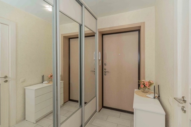 Купить квартиру на улице Нижняя Дуброва в Владимире. Вариант № 8041596, 6, площадь -  квм, цена 6200000 рублей