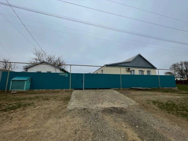 Купить дом в Элисте. Вариант № 17600, 0, площадь -  квм, цена 3070000 рублей