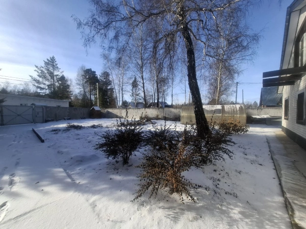 Купить дом в Иркутской области. Вариант № 9083847, 4, площадь -  квм, цена 6500000 рублей