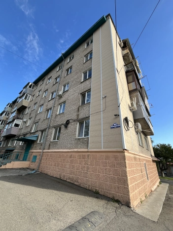 Купить трехкомнатную квартиру в Приморском крае. Вариант № 13886, 16, площадь -  квм, цена 6050000 рублей