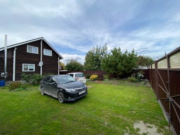 Купить дом в Новосибирске. Вариант № 3874131, 4, площадь -  квм, цена 10700000 рублей