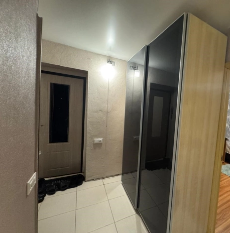 Купить однокомнатную квартиру в Новосибирской области. Вариант № 9836803, 8, площадь -  квм, цена 4800000 рублей