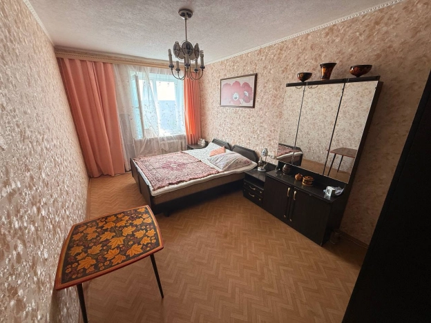 Купить трехкомнатную квартиру в Микрорайоне Менделеевский, Гусь-Хрустальный в Гусь-Хрустальном. Вариант № 976881, 0, площадь - квм, цена 4000000 рублей