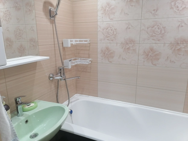 Снять комнату на улице Чернышевского в Владимире. Вариант № 10618123, 5, площадь -  квм, цена 12000 рублей