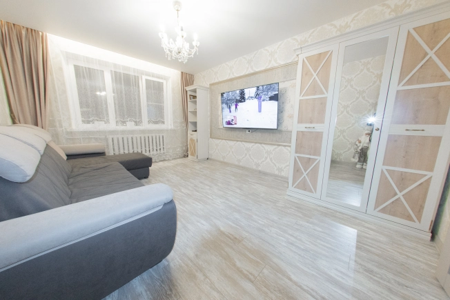 Купить трехкомнатную квартиру на вторичке в Владимирской области. Вариант № 8894919, 4, площадь - квм, цена 5950000 рублей