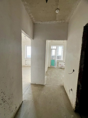 Купить однокомнатную квартиру в Краснодаре. Вариант № 9382666, 12, площадь -  квм, цена 4050000 рублей