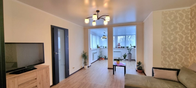 Купить четырехкомнатную квартиру в Калининграде. Вариант № 18504, 1, площадь -  квм, цена 10300000 рублей