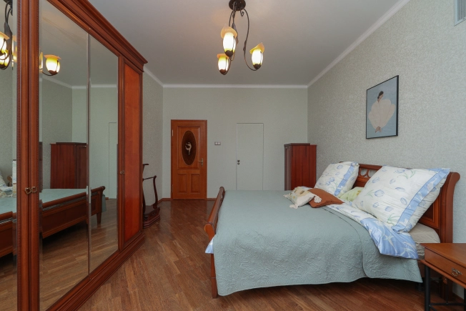 Снять квартиру на улице проспект Мира в Калининграде. Вариант № 5231646, 26, площадь -  квм, цена 140000 рублей