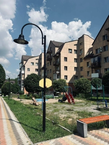 Купить трехкомнатную квартиру в Новосибирске. Вариант № 6696335, 21, площадь -  квм, цена 10700000 рублей