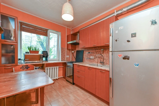 Купить двухкомнатную квартиру в Ростовской области. Вариант № 8924391, 5, площадь -  квм, цена 6000000 рублей