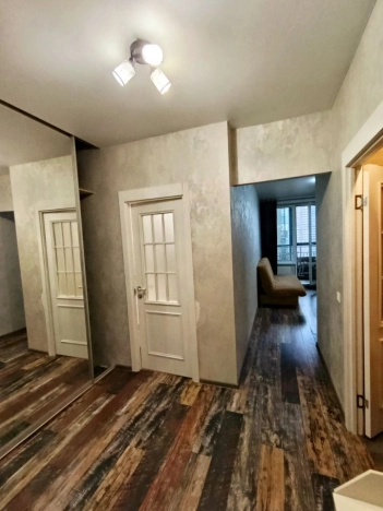 Купить однокомнатную квартиру на улице 6-я Радиальная в Москве. Вариант № 10542858, 6, площадь -  квм, цена 8200000 рублей