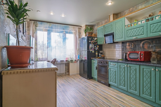 Купить двухкомнатную квартиру на улице Солодунова в Вологде. Вариант № 46596, 3, площадь -  квм, цена 5250000 рублей