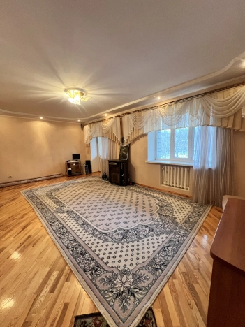 Купить многокомнатную квартиру в Архангельской области. Вариант № 298786, 34, площадь -  квм, цена 15800000 рублей