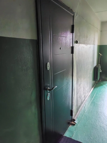 Купить однокомнатную квартиру в Калужской области. Вариант № 5419047, 13, площадь -  квм, цена 3270000 рублей