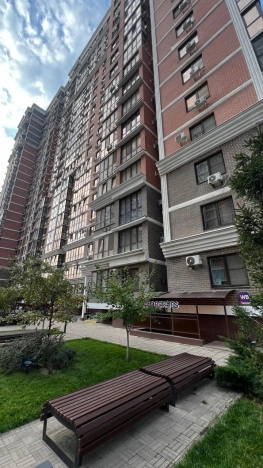 Купить двухкомнатную квартиру в ЖК Рекорд-2 в Краснодаре. Вариант № 4843885, 1, площадь -  квм, цена 11500000 рублей