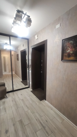 Купить двухкомнатную квартиру в Брянской области. Вариант № 6039, 16, площадь -  квм, цена 7300000 рублей