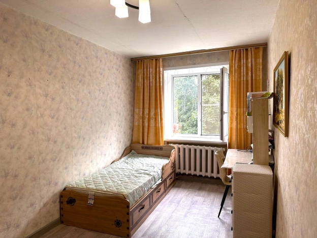 Купить двухкомнатную квартиру на улице Школьная в Калужской области. Вариант № 1884701, 2, площадь -  квм, цена 2900000 рублей