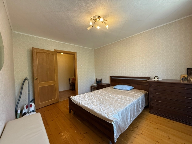 Купить квартиру в Вологодской области. Вариант № 1283073, 18, площадь -  квм, цена 7400000 рублей